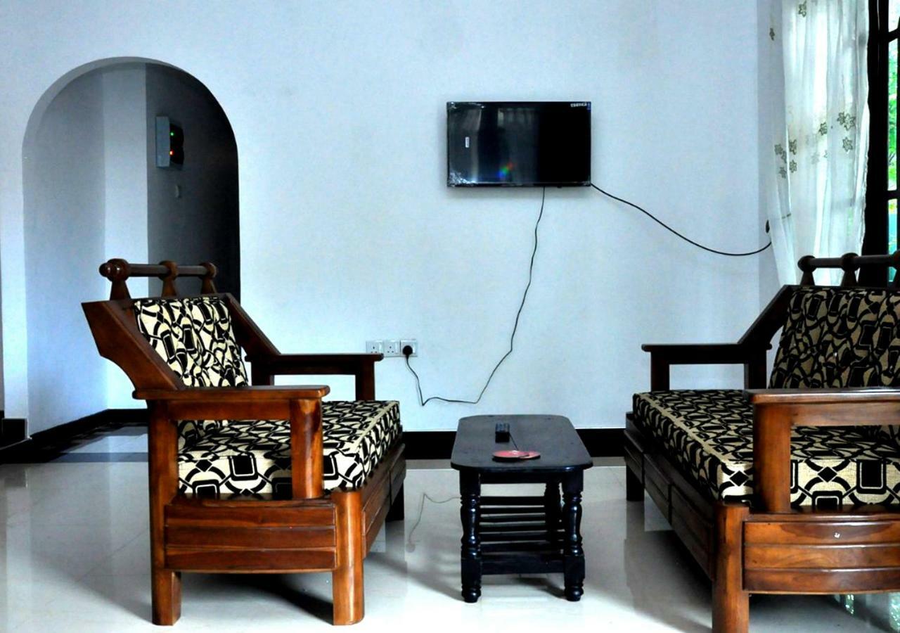 Arusha Guest House เนกอมโบ ภายนอก รูปภาพ